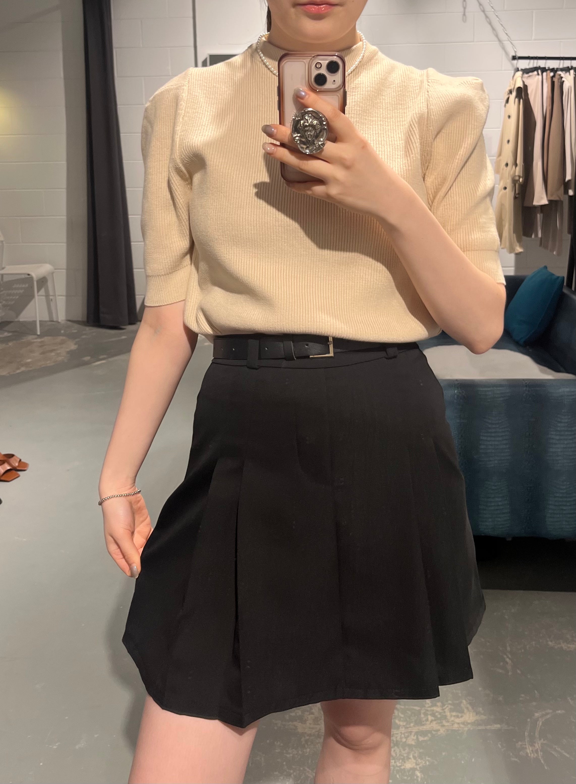 Maru Pintuck Belt Pleated Skirt