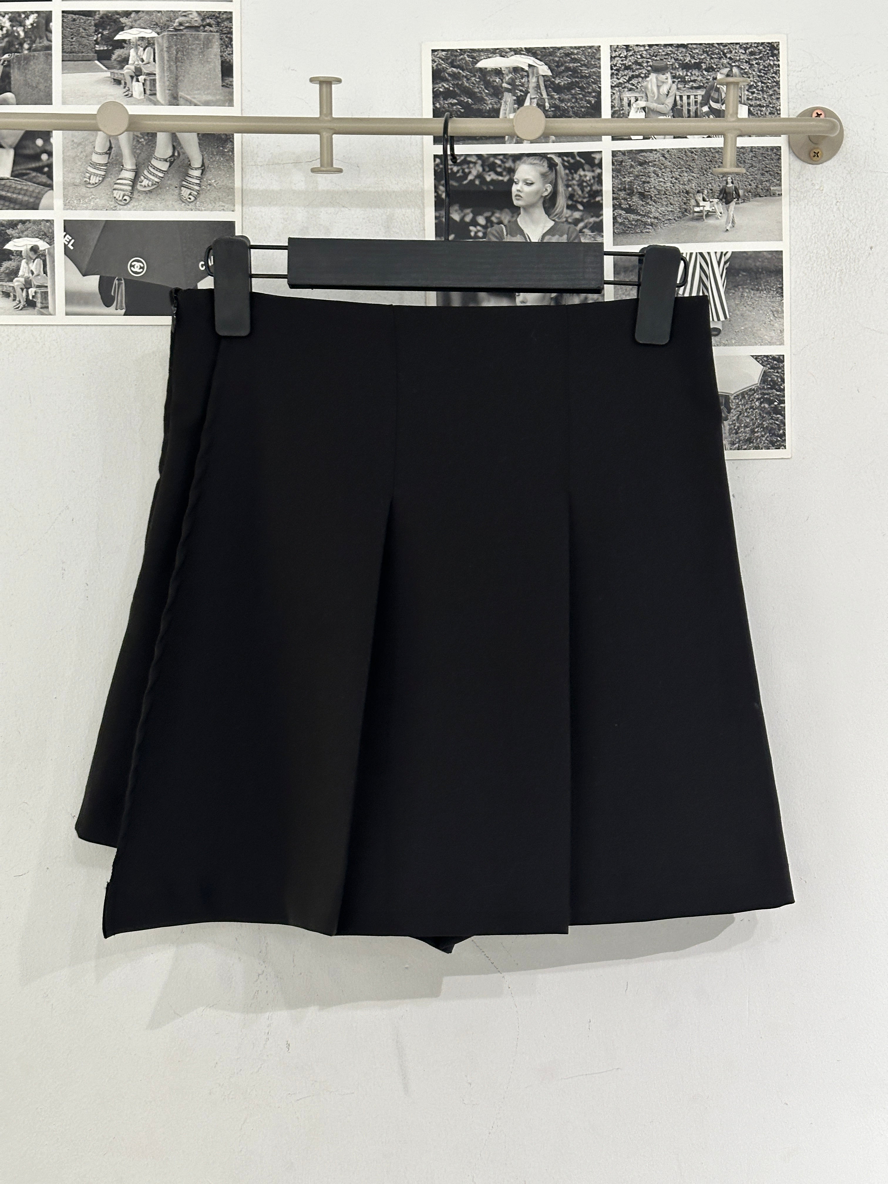 Arvo Unbal Pleats Skirt