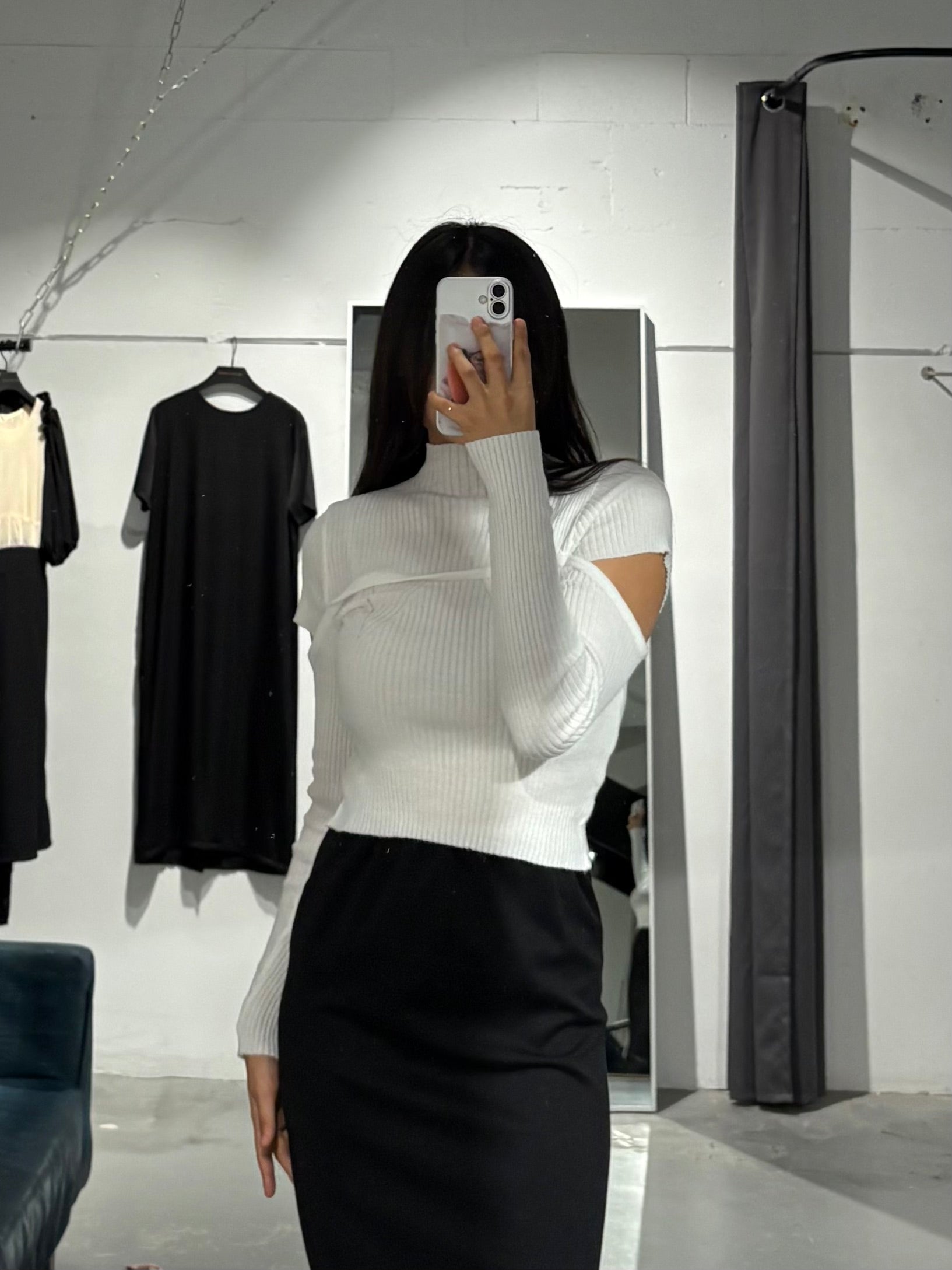 Lucky Cut Rib Knit T