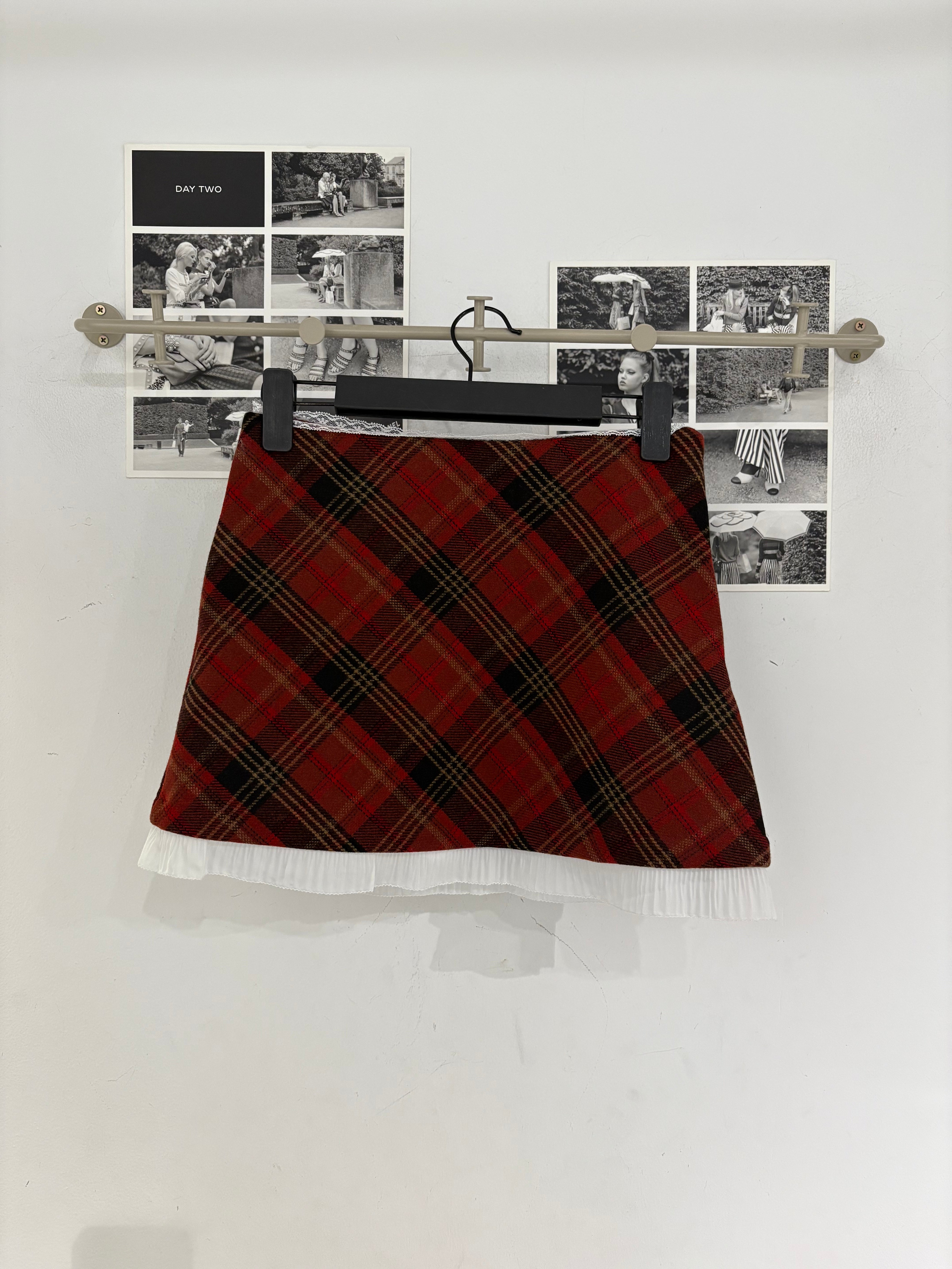 Maru FW Check Skirt