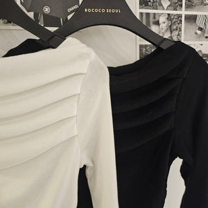 Maru Front Shirring T
