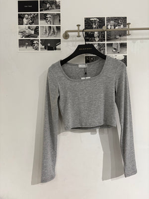 No3 Squred Crop Top