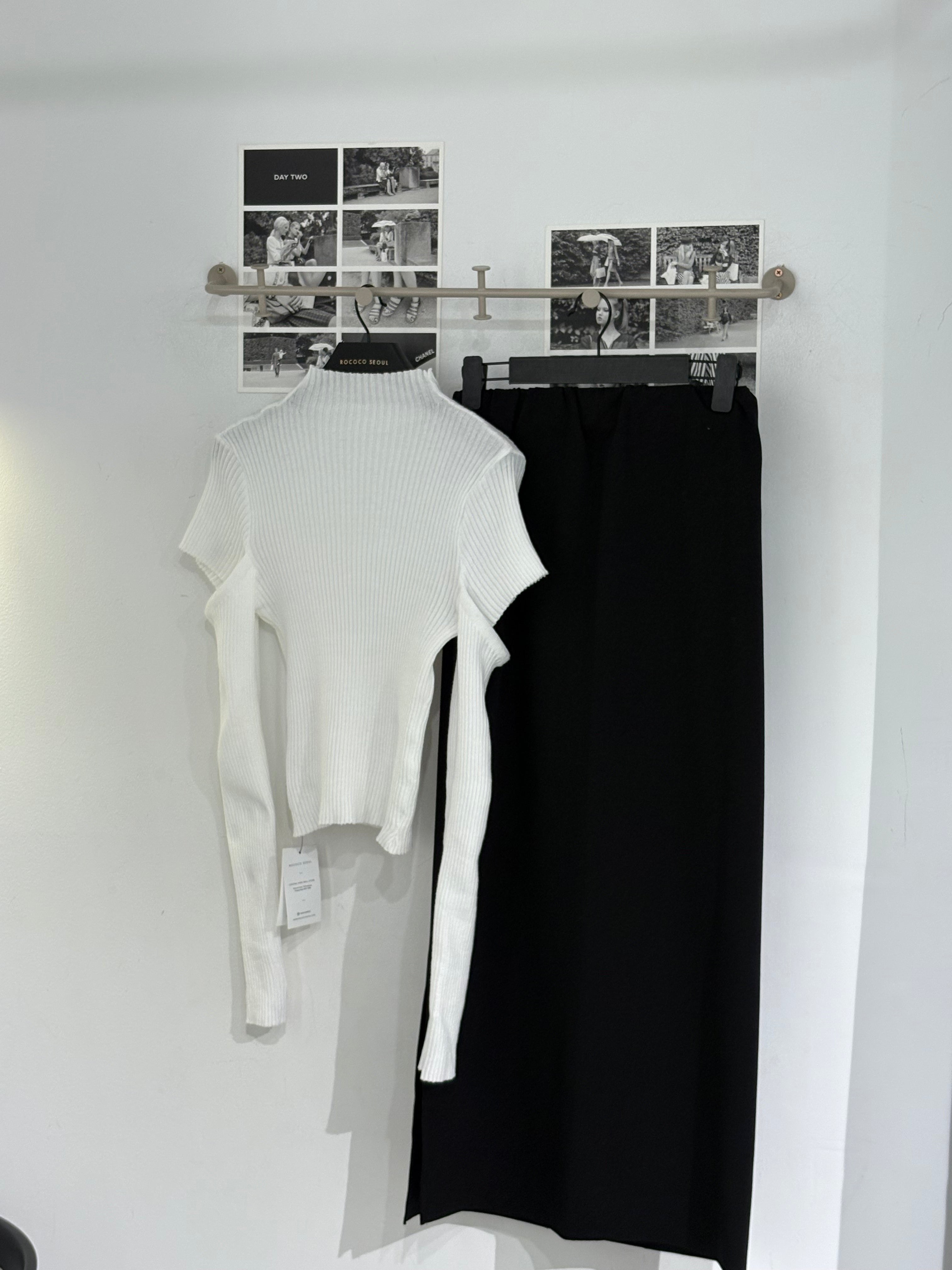 Lucky Cut Rib Knit T