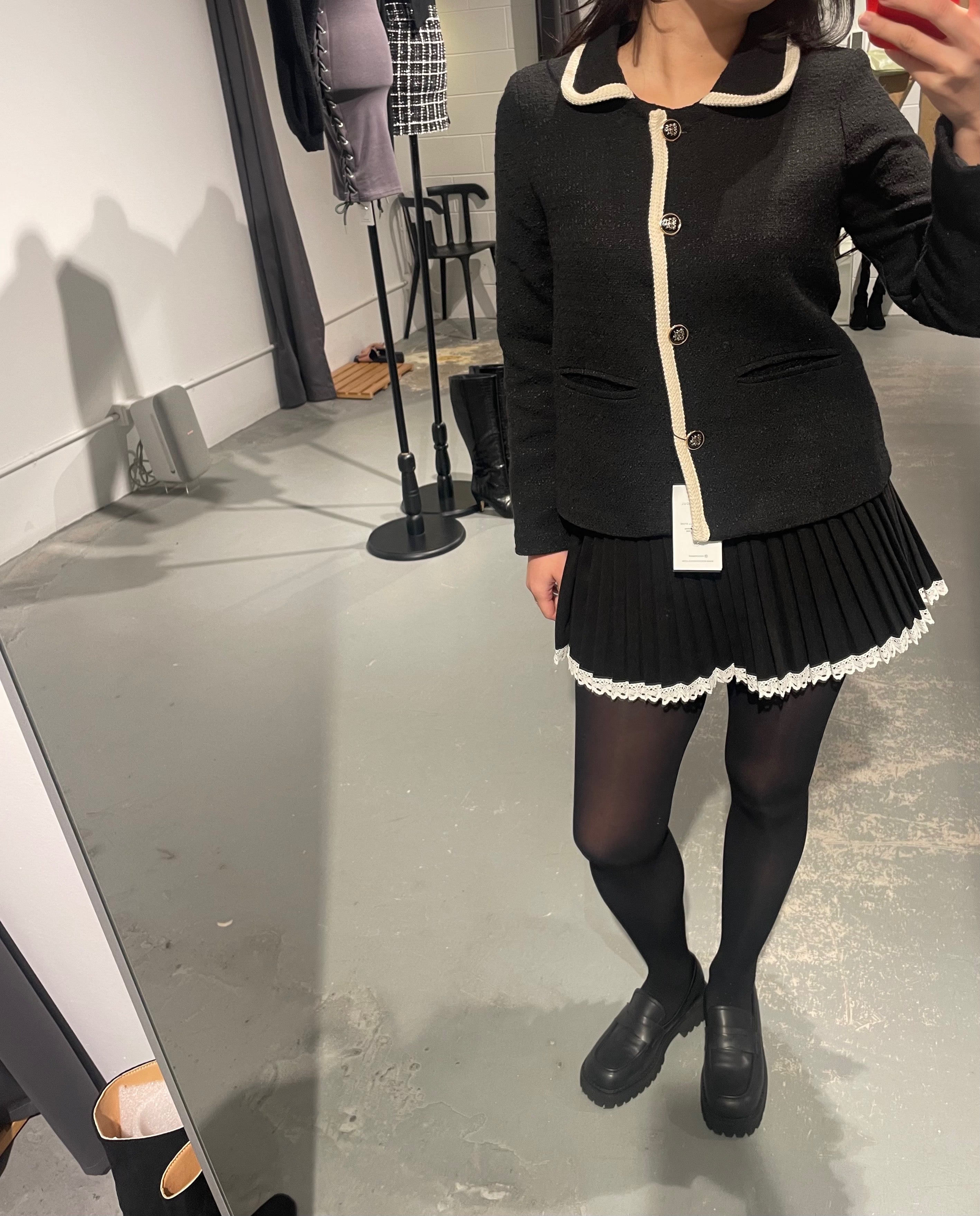 Maru Lace Pleated Skirt