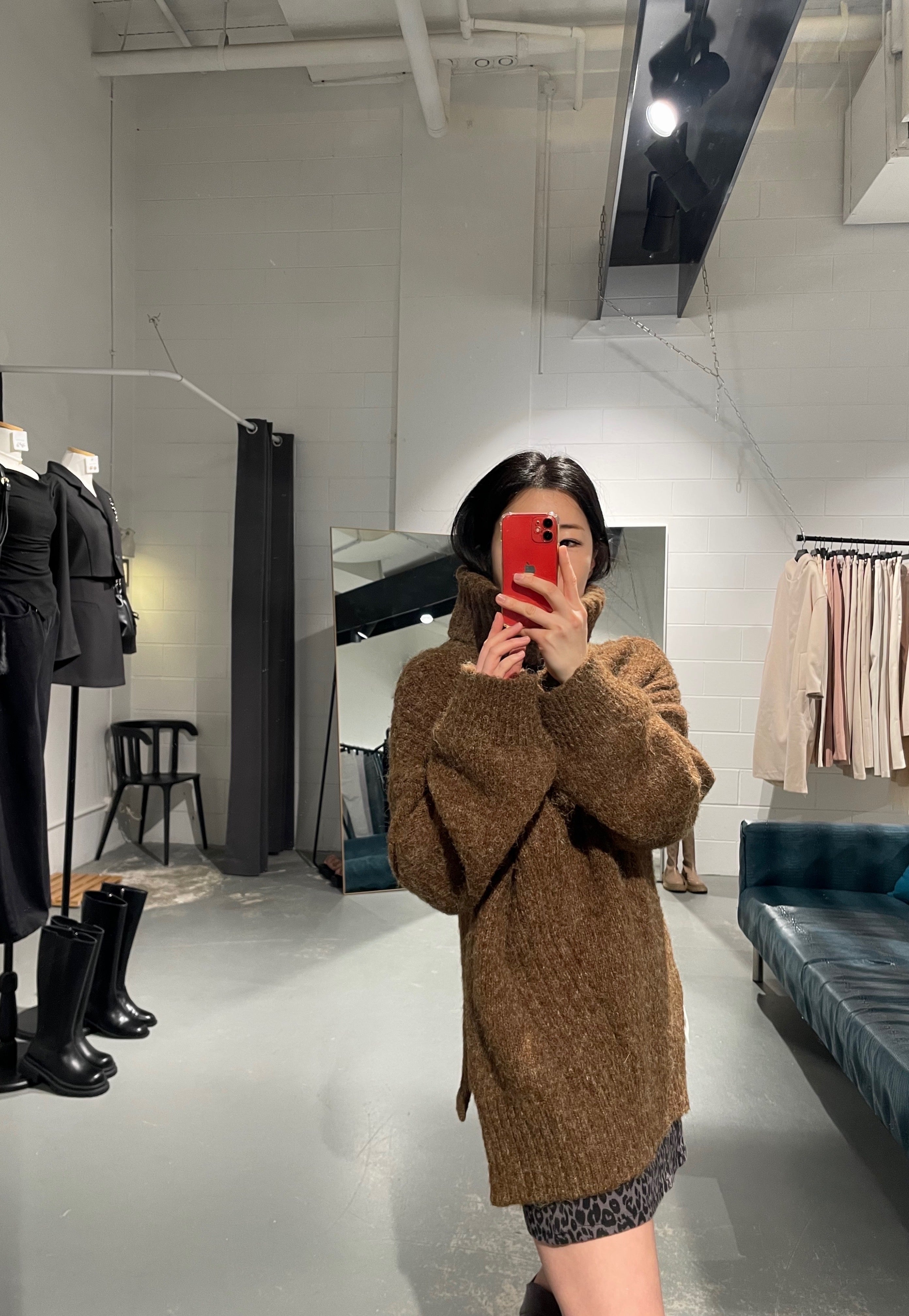 thereby V Turtle-Neck Knit