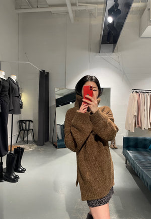 thereby V Turtle-Neck Knit
