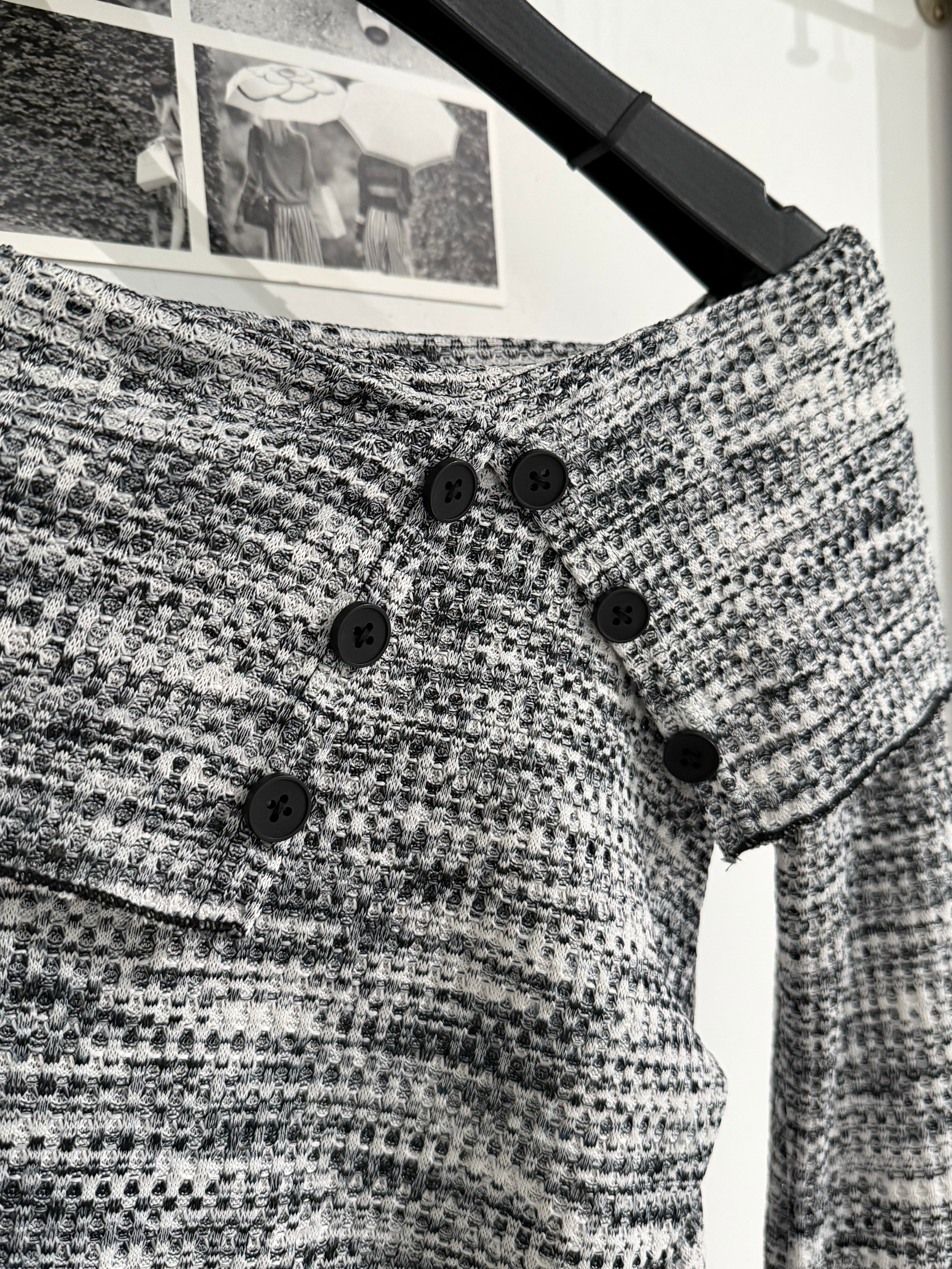 Lucky Bell Off Knit