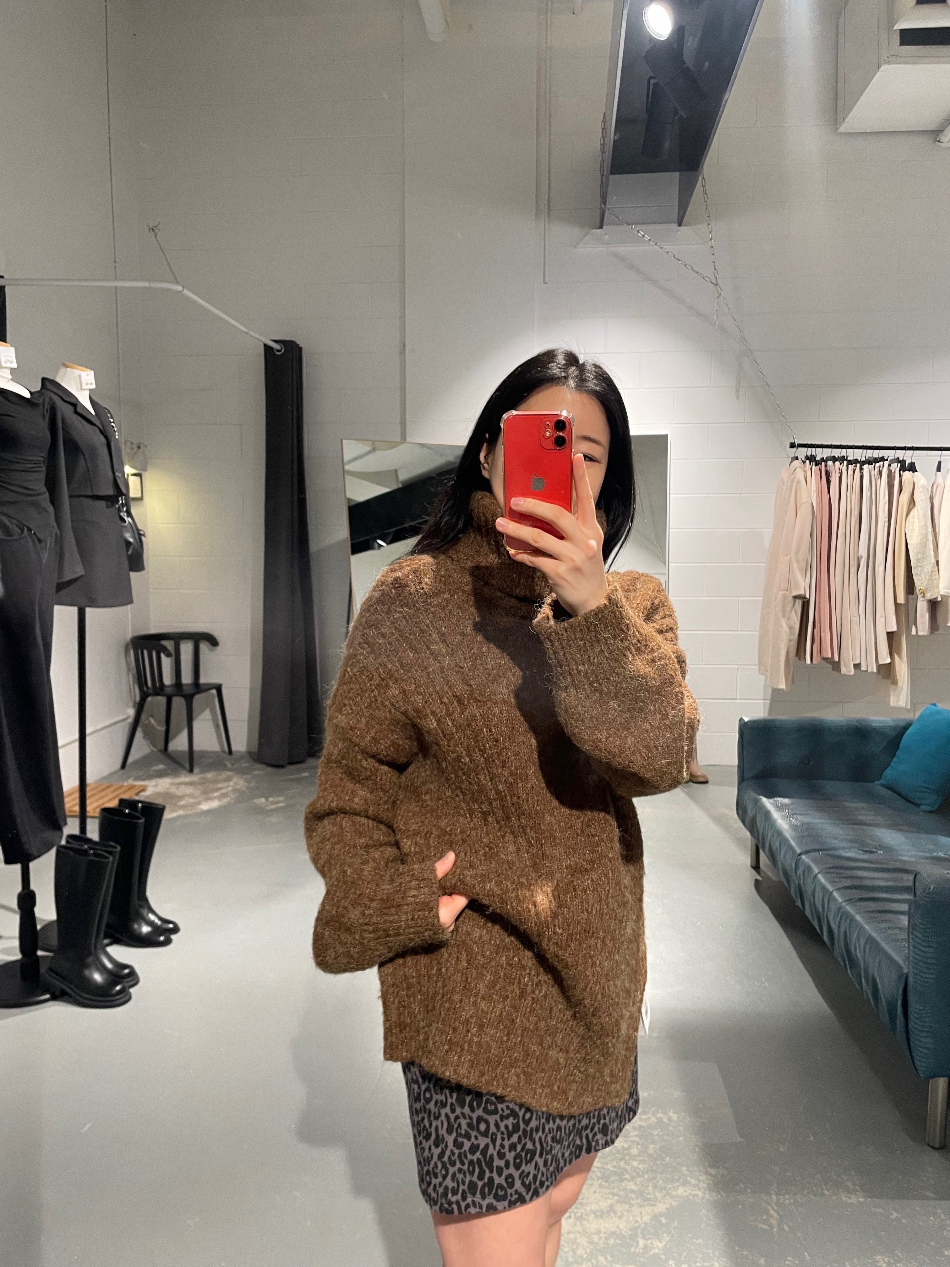 thereby V Turtle-Neck Knit