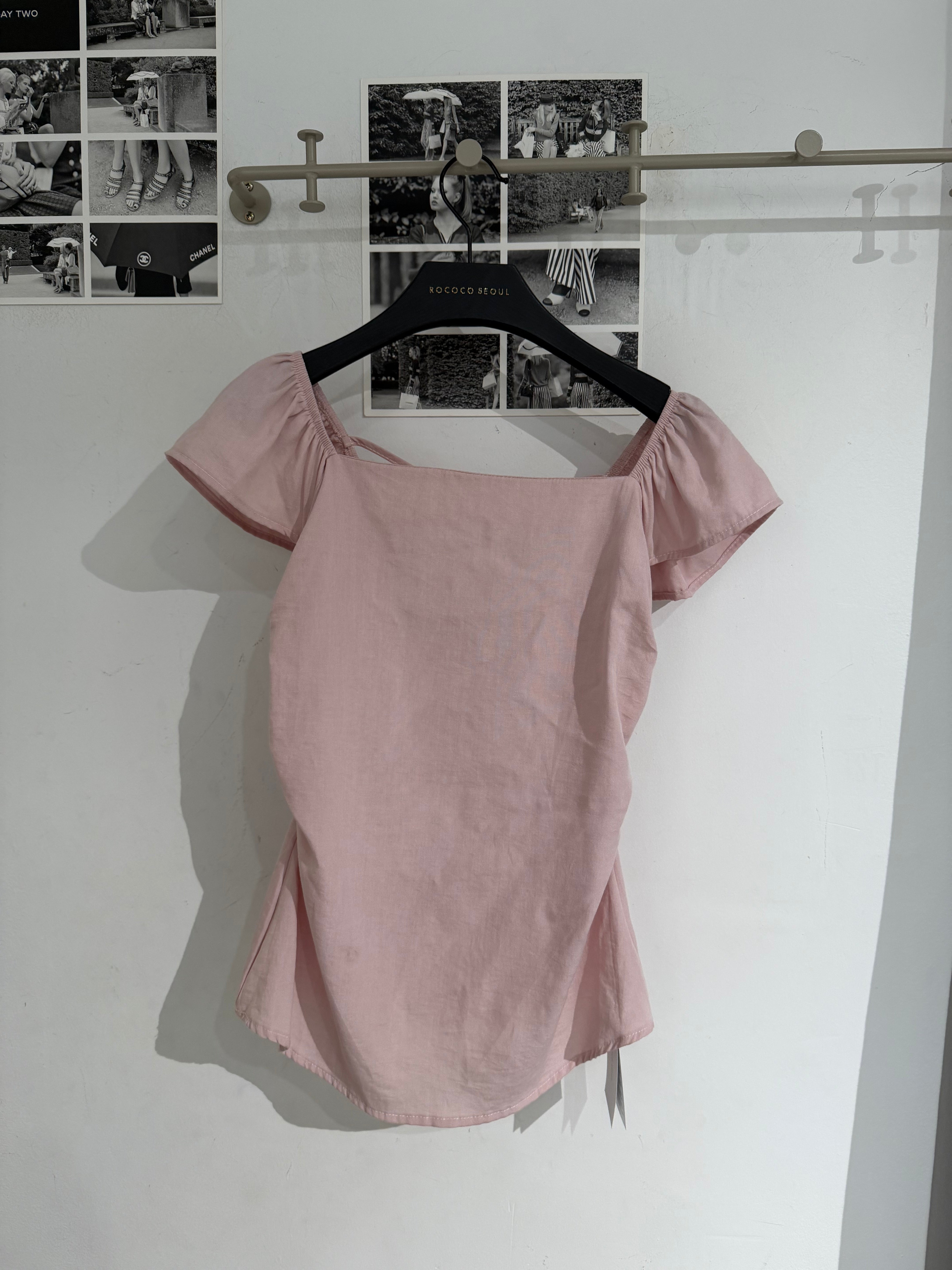 Bebe Pino Shirring Blouse