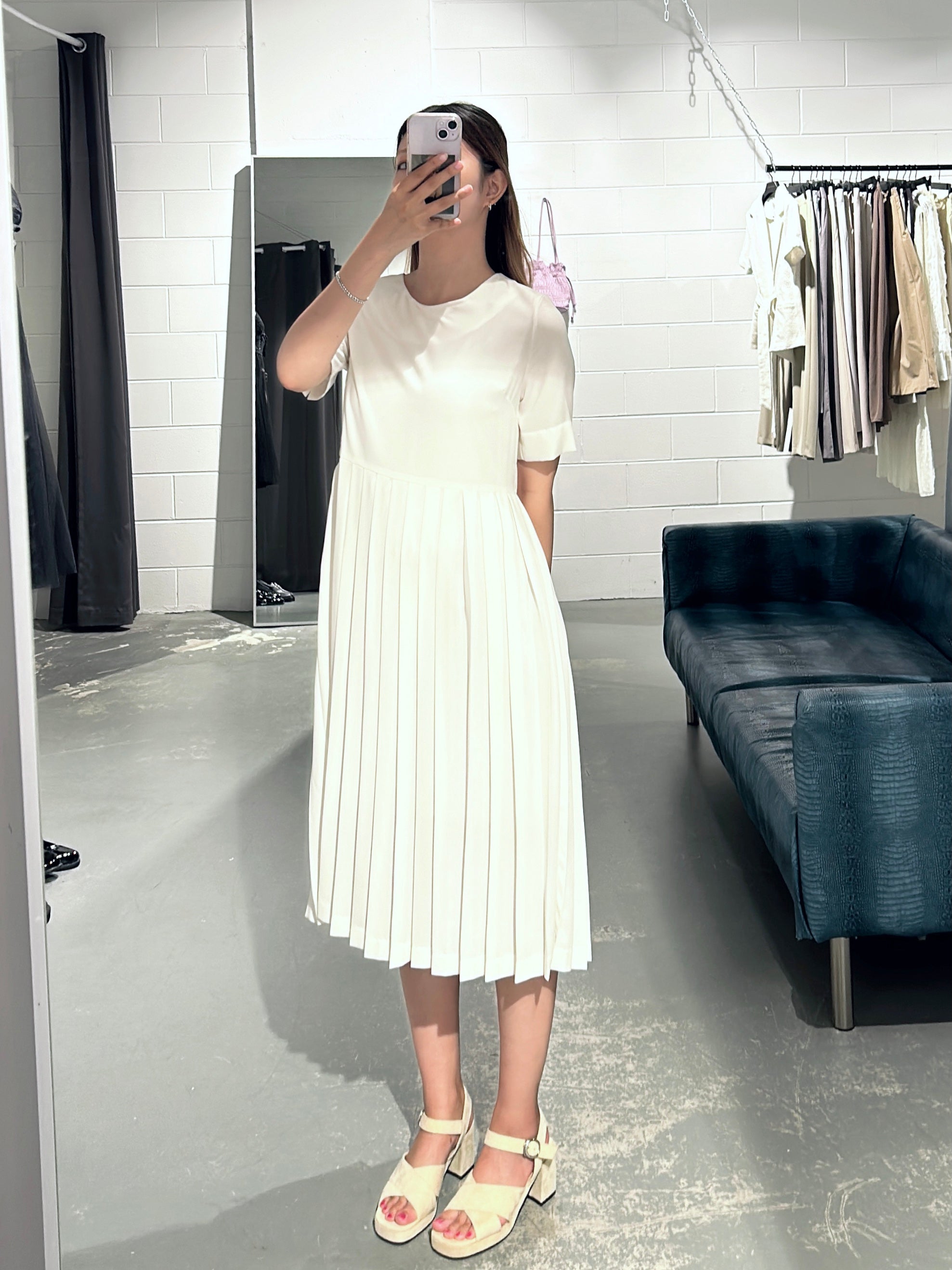Blanc Pleats Dress
