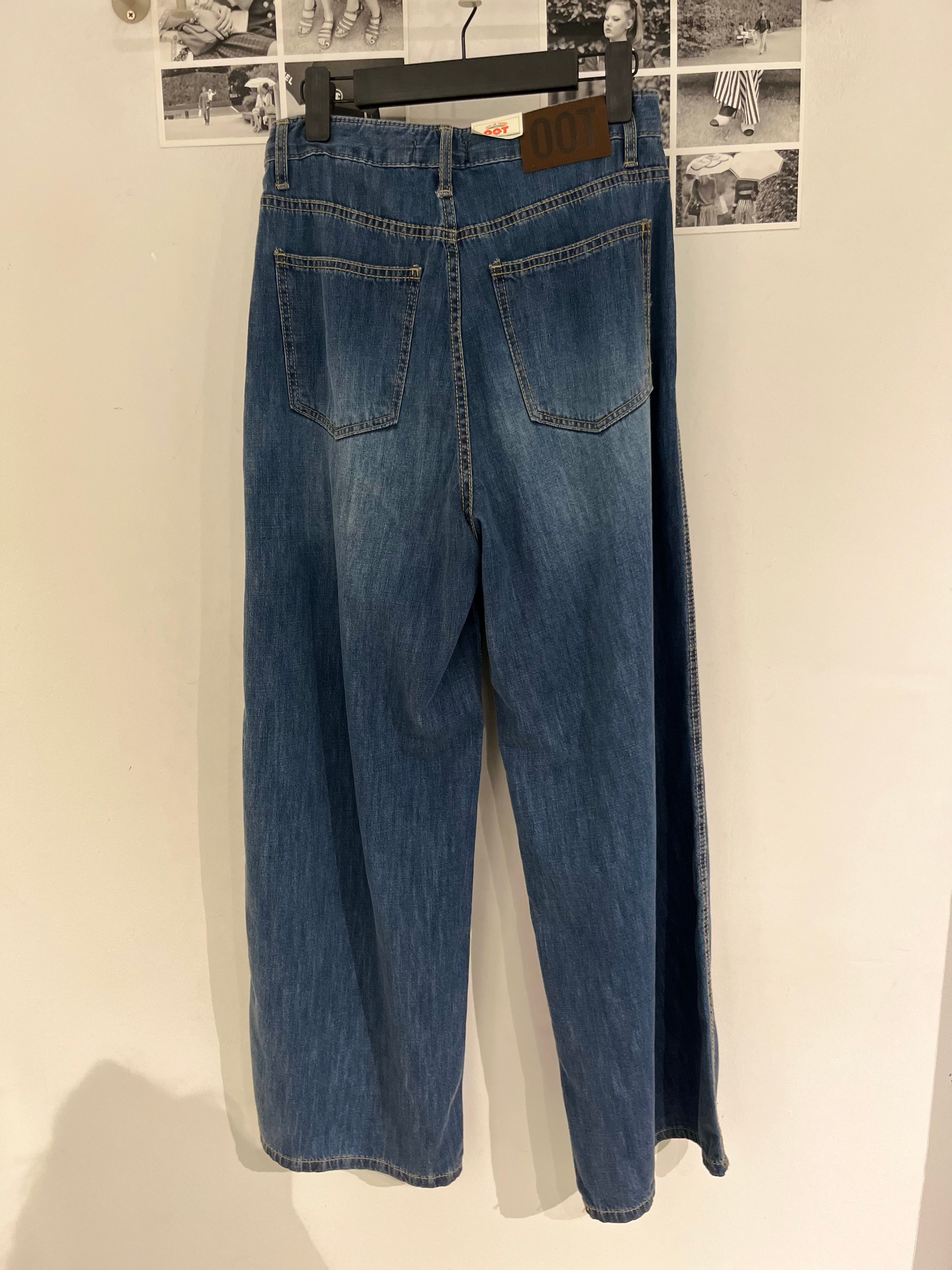 OOT Pintuck Wide Denim Jeans