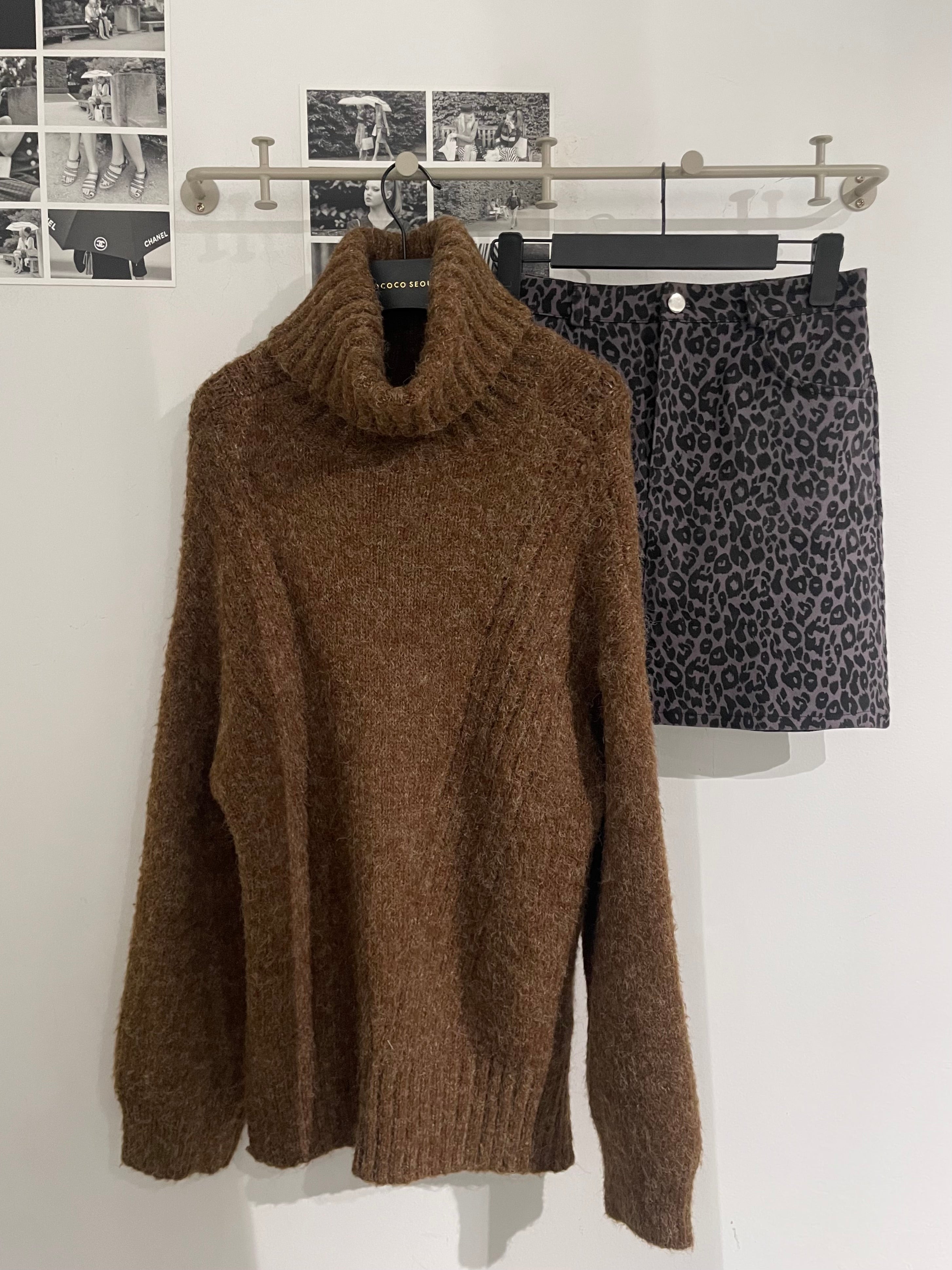thereby V Turtle-Neck Knit