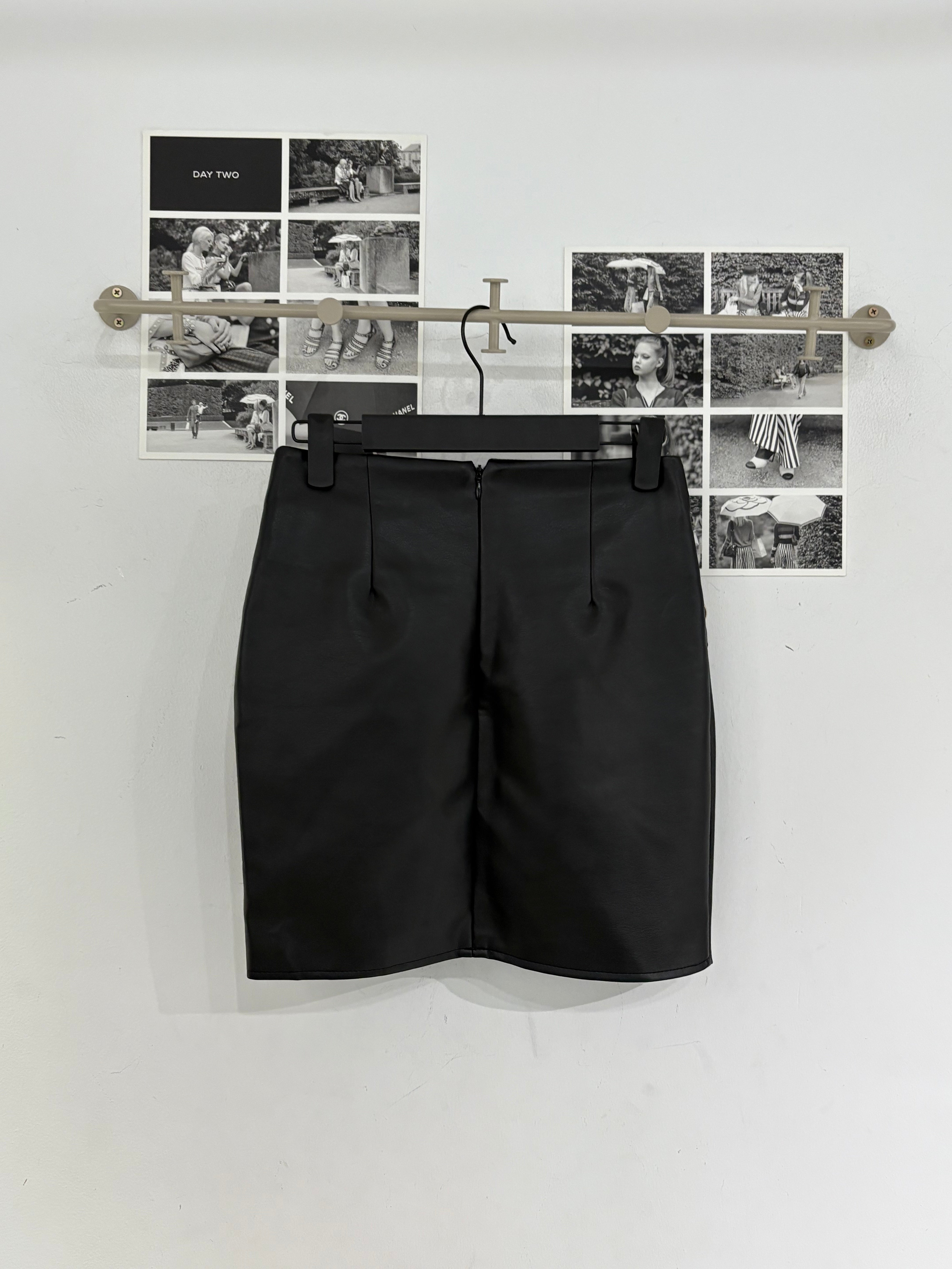 Heeshop Faux Leather Cross Skirt