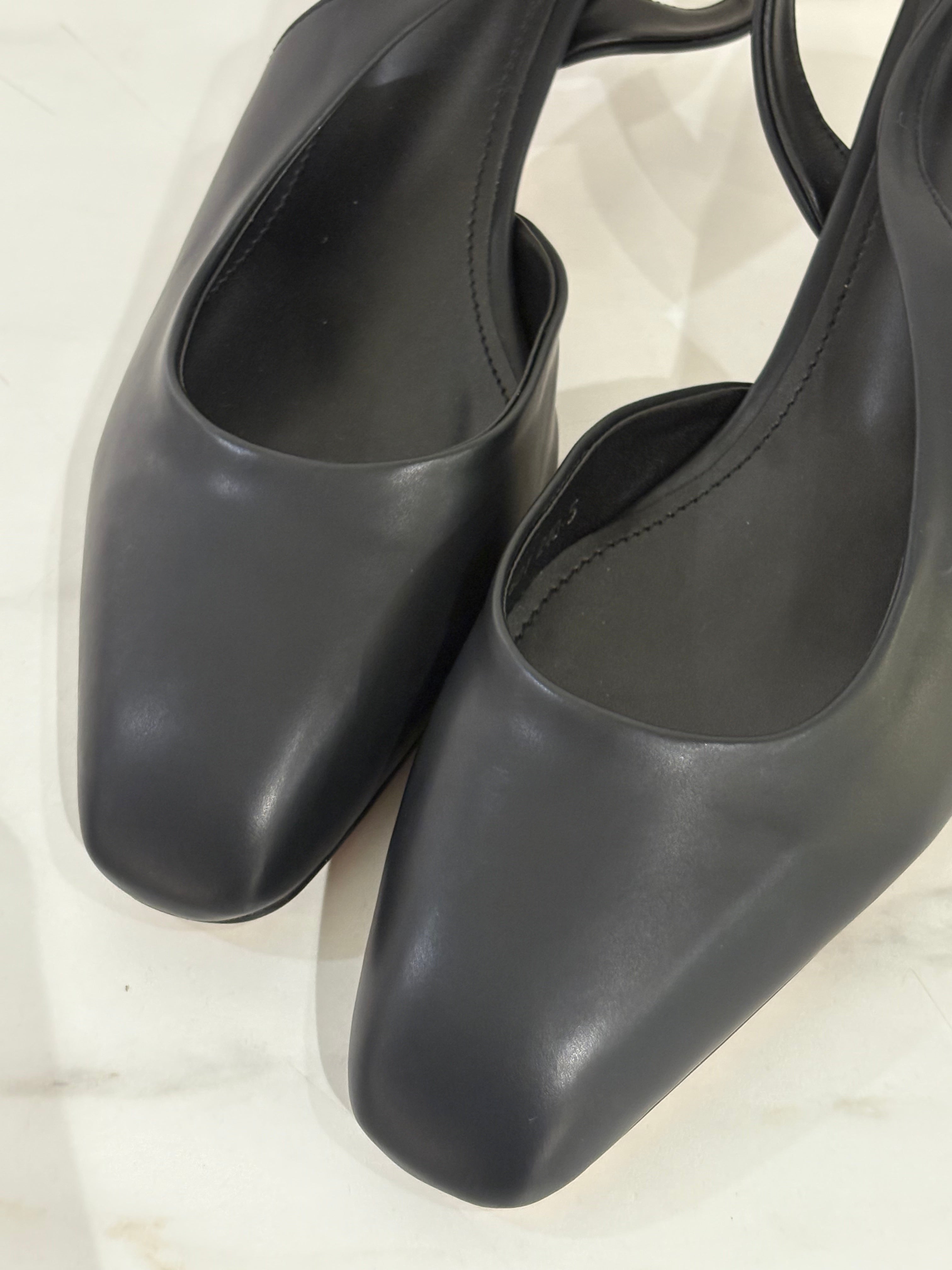 Retro Middle Slingback