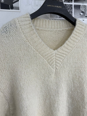 Lucky V Knit