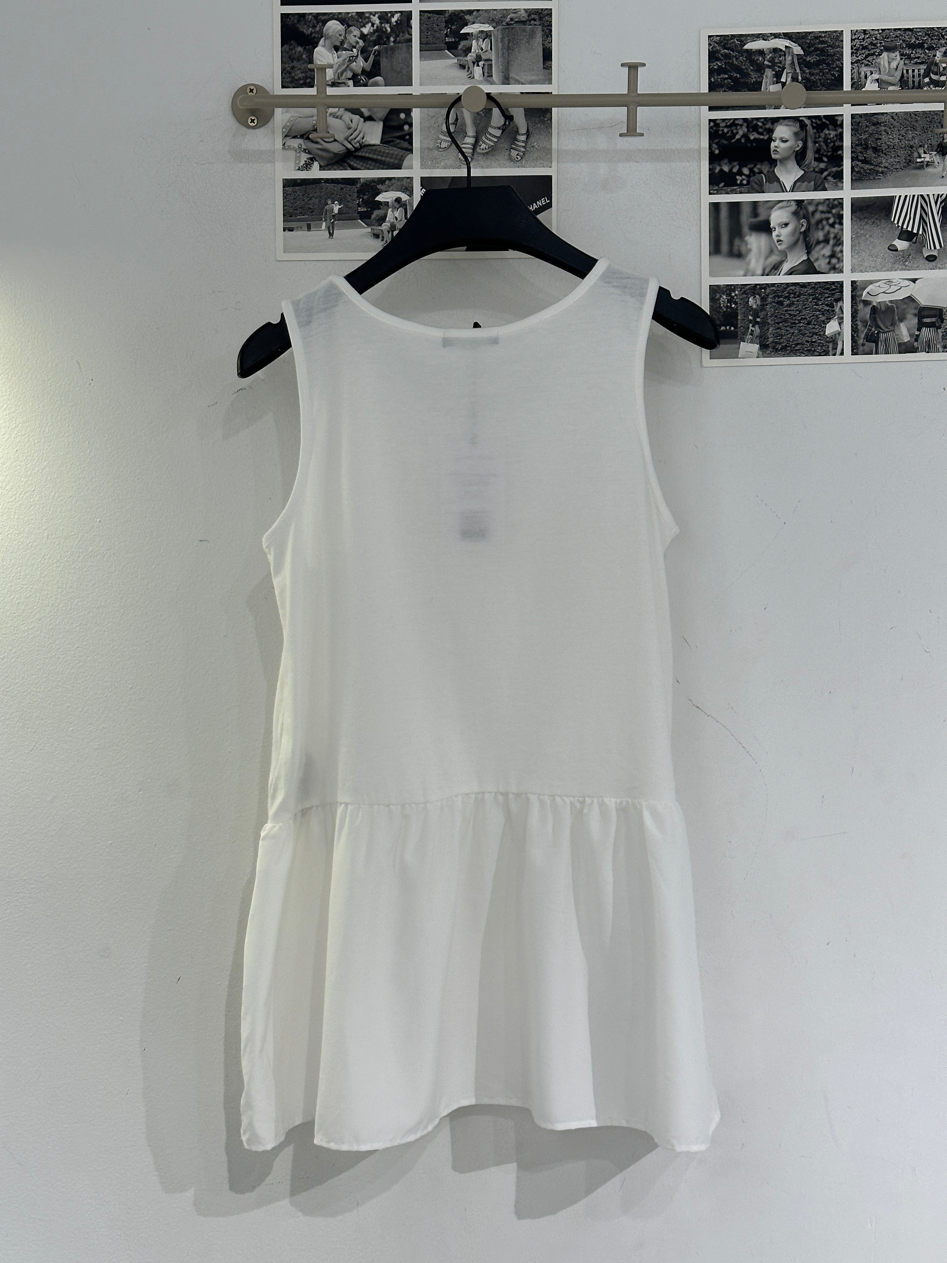 EarthMusic Ruffle Singlet