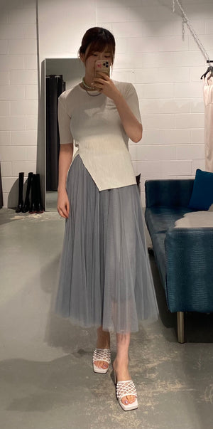 Habibi Pleated Slit Top