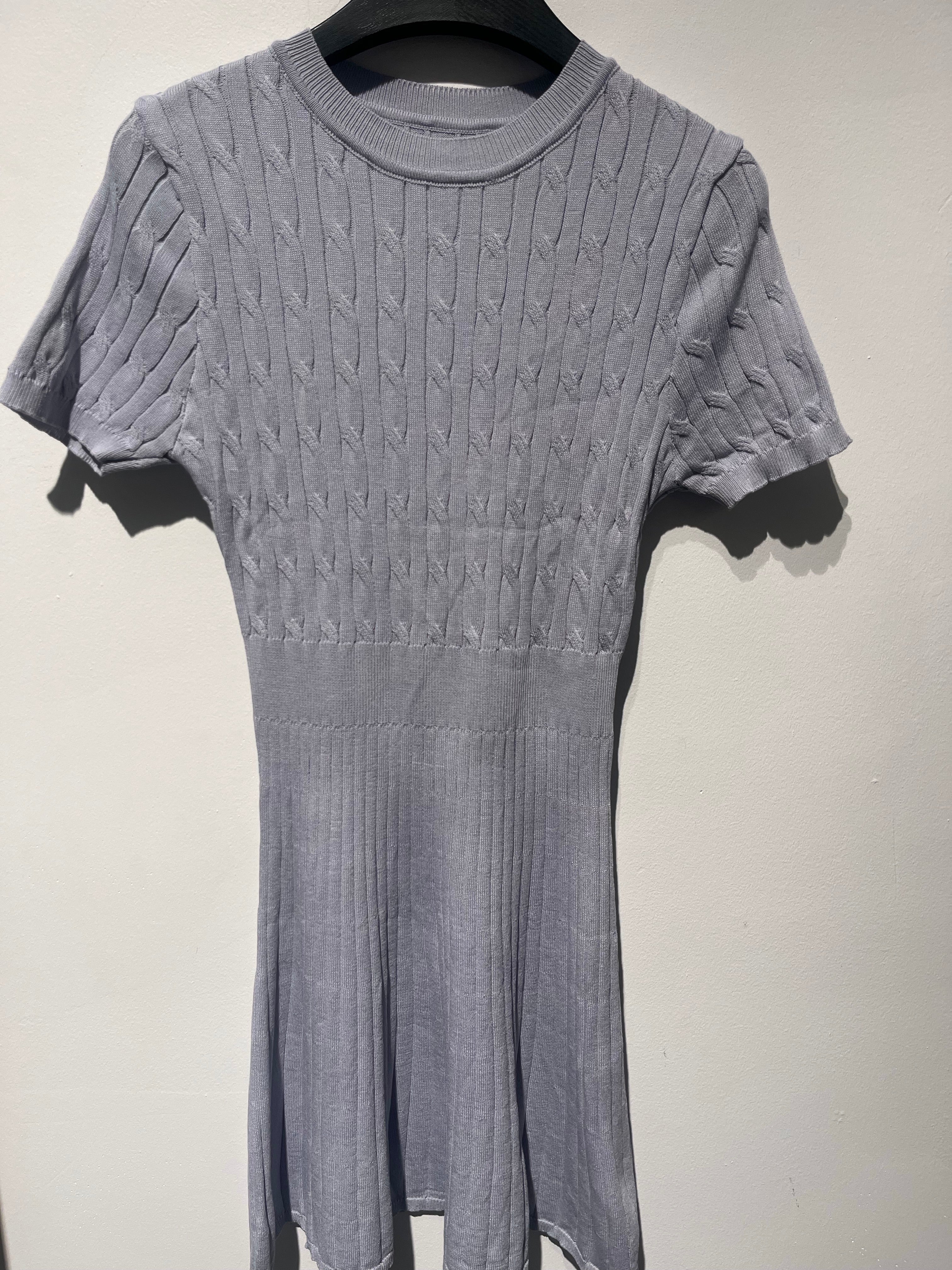 Dwear Cable Knit Dress
