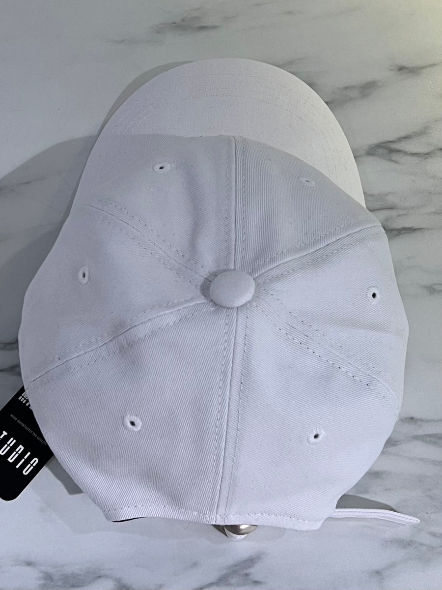 Chillin Island Cap – Rococo Seoul
