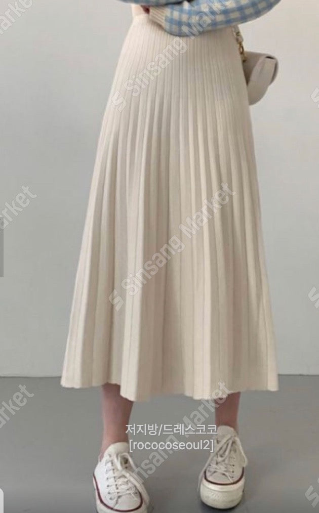 Coco Knit Pleatd Skirt