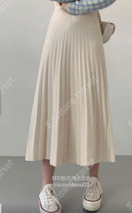 Coco Knit Pleatd Skirt
