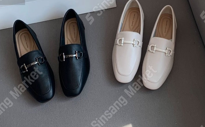 Luna F Loafer