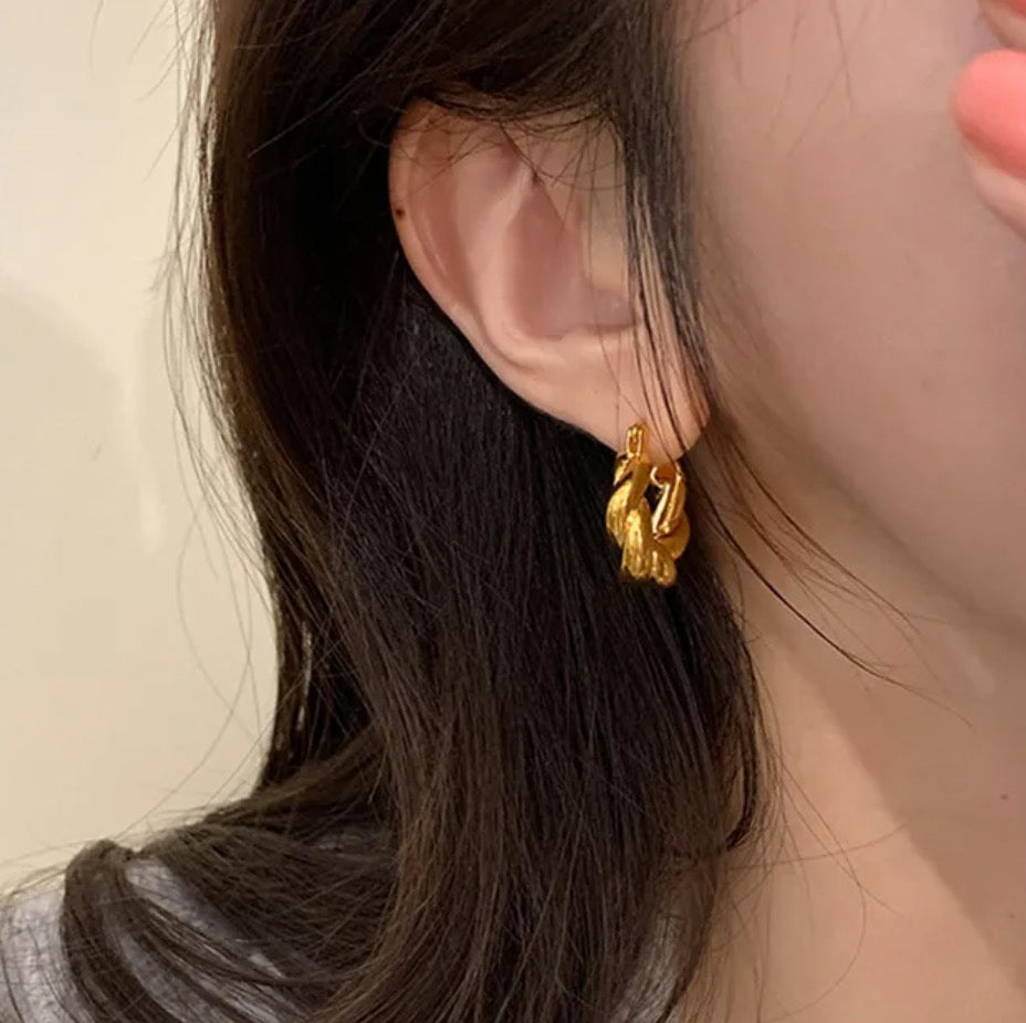 Vintage Twist Hoop Earrings (925 Silver Plated)
