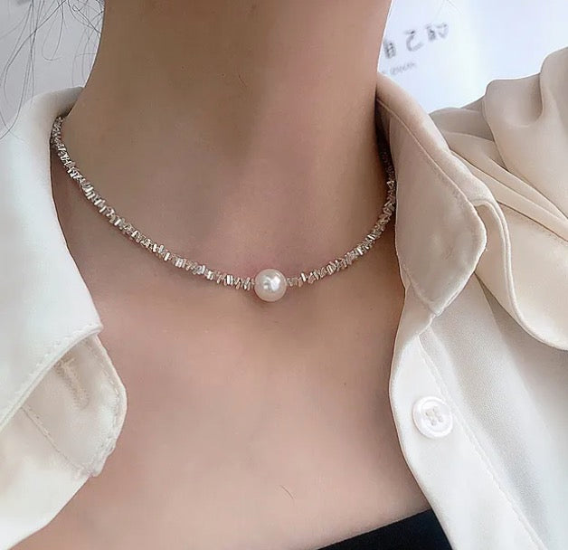 Pearl Chip Shine Chocker Necklace