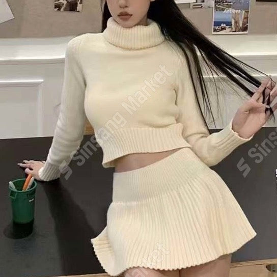 Yuni Turtle Knit Set
