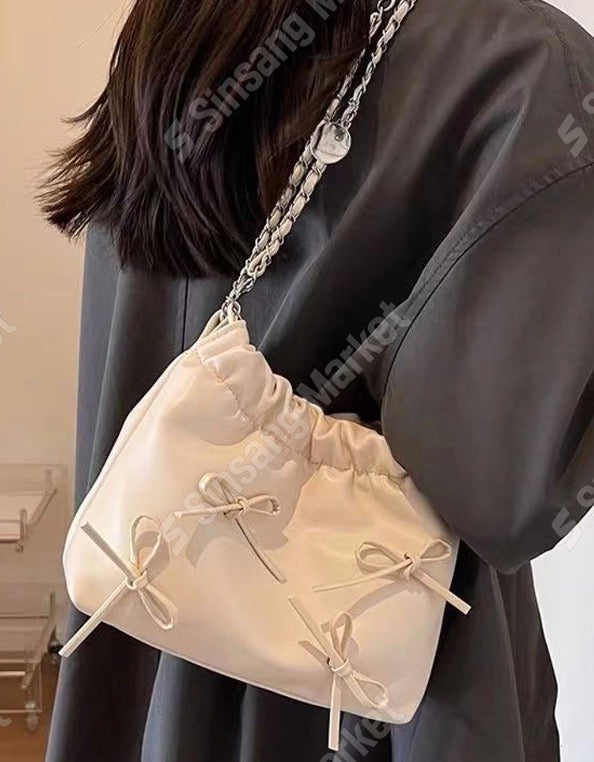 Koi Chain Ribbon Bag