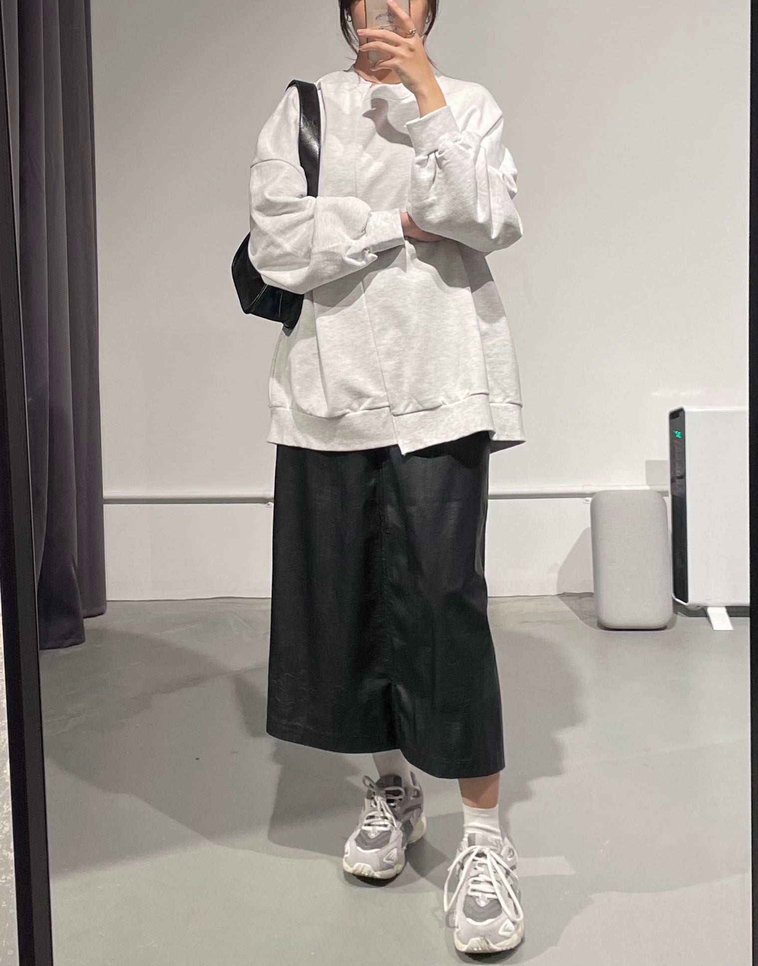 WNavy Crack Skirt