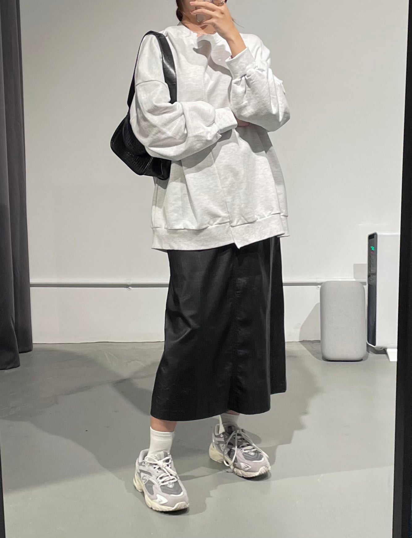 WNavy Crack Skirt
