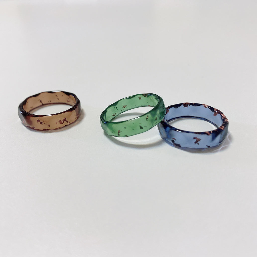 KiraKira Gold Flake Angled Ring