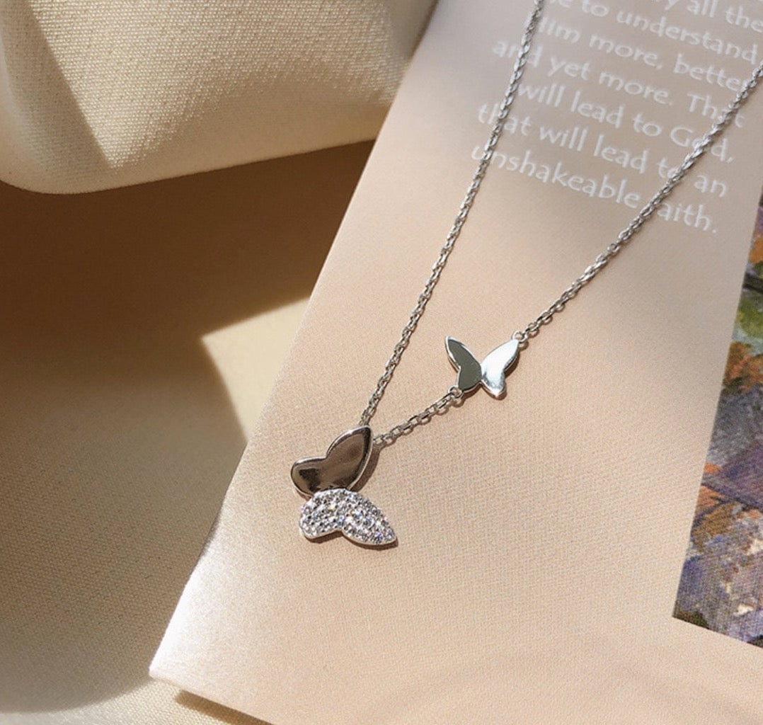 Petit Butterfly Necklace (925 silver)