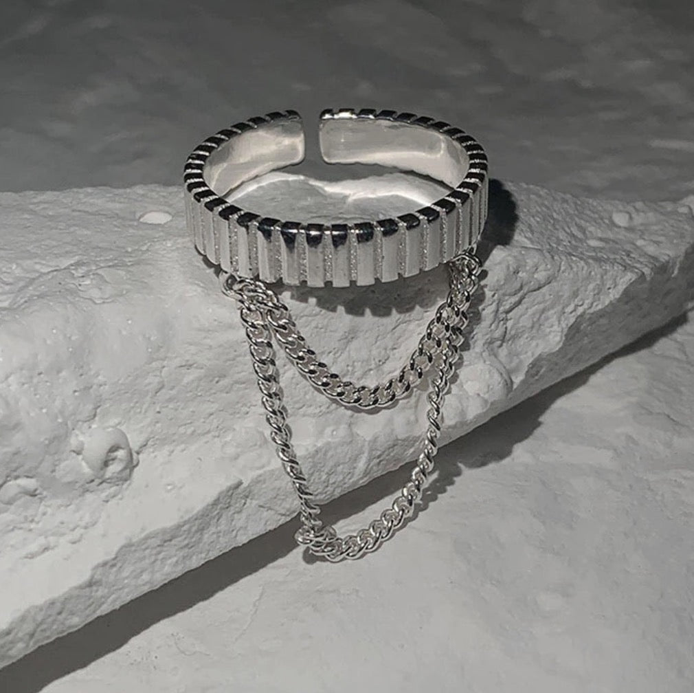 Chain Drop Ring (925 Silver)