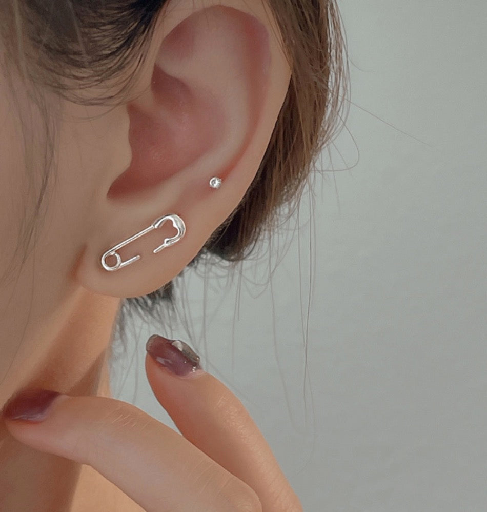Safepin Earrings (925 Silver)