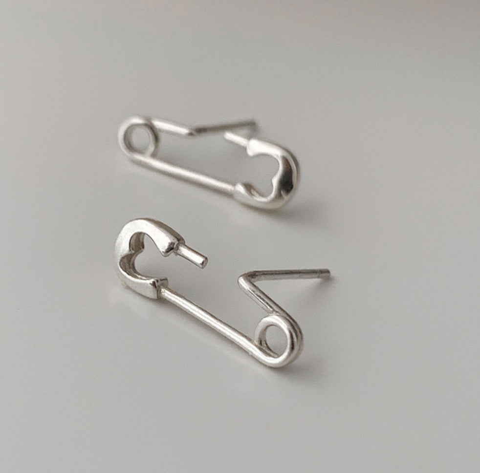 Safepin Earrings (925 Silver)