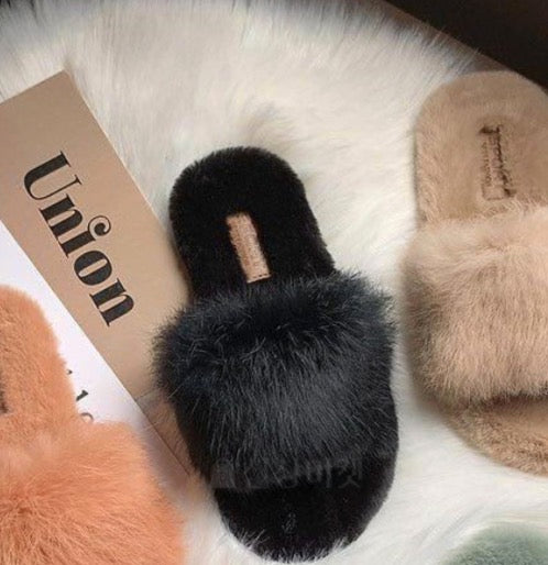 Rabbit Fur Slides – Rococo Seoul