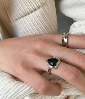 Black Onyx Heart Ring (925 Silver)