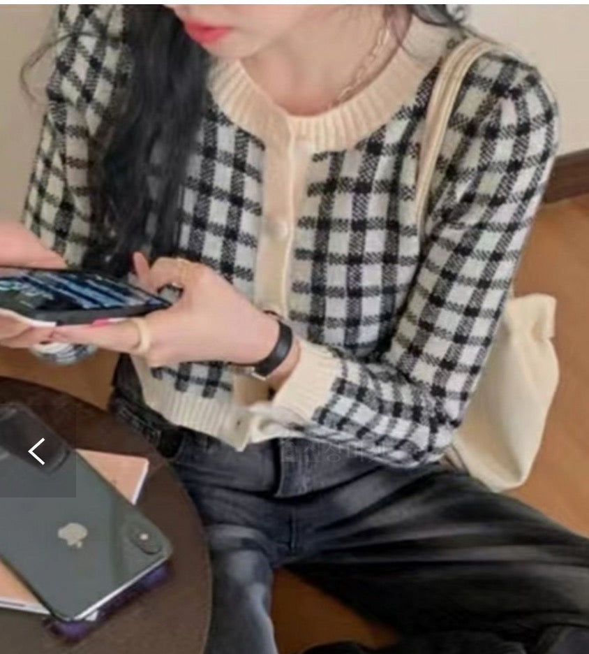 Hong Check Knit Cardigan
