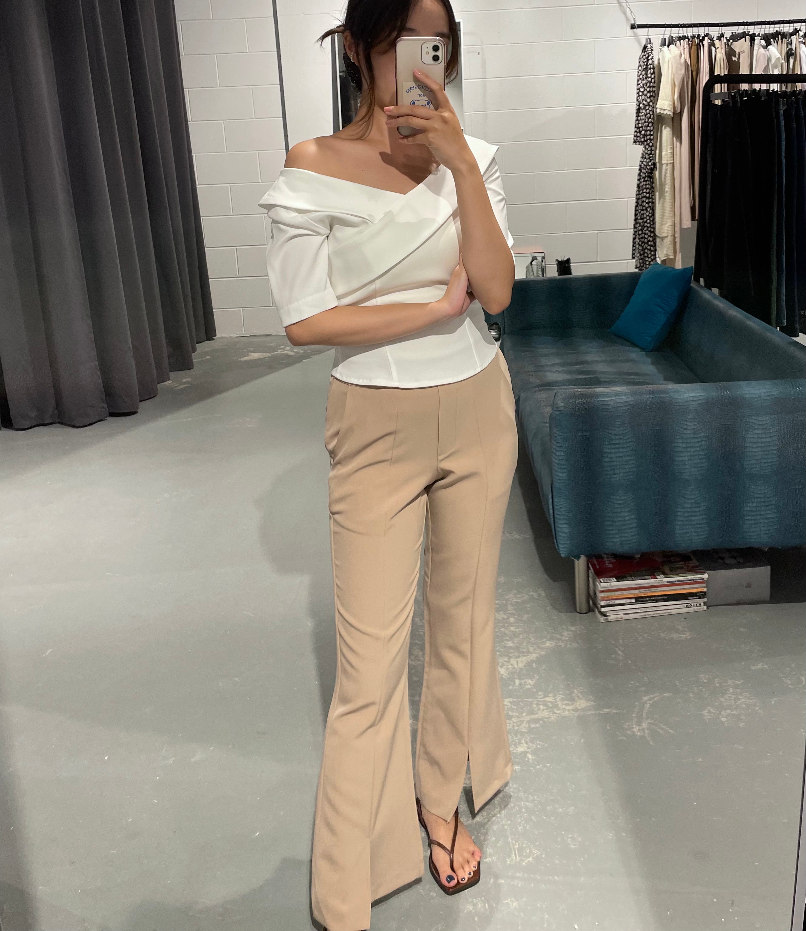 Redroof Banded Slit Pants