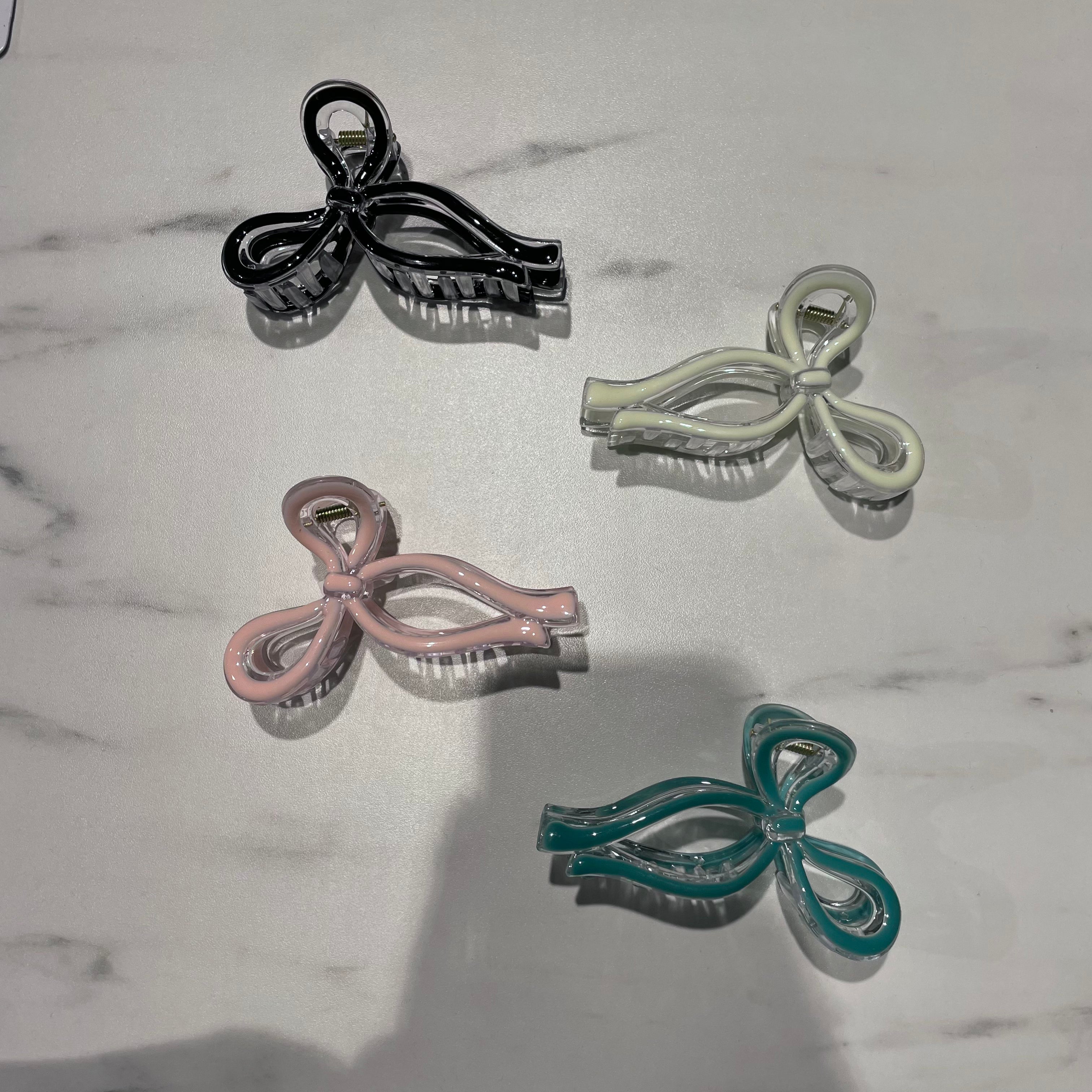 Ribbbon Hair Claw