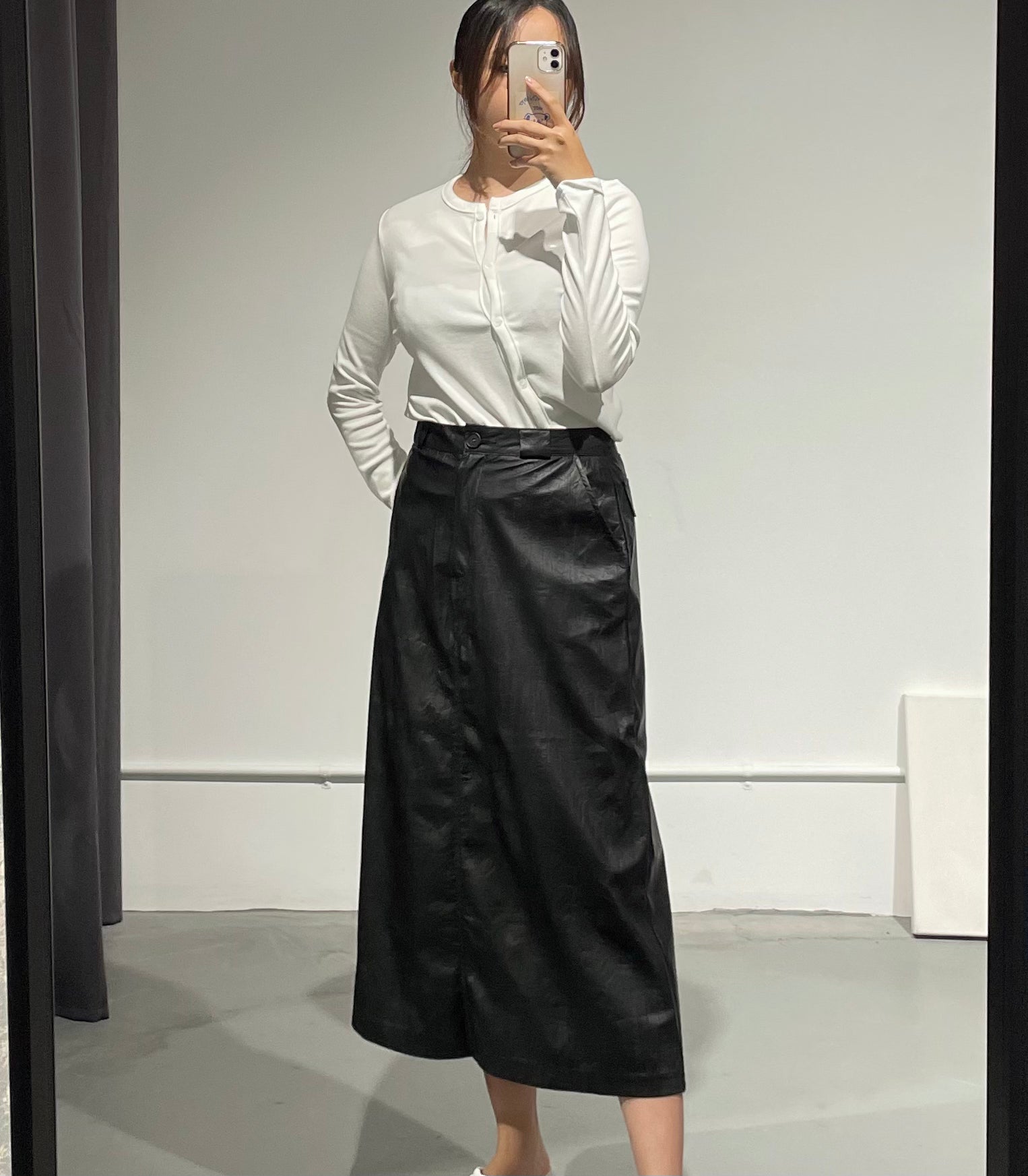 WNavy Crack Skirt