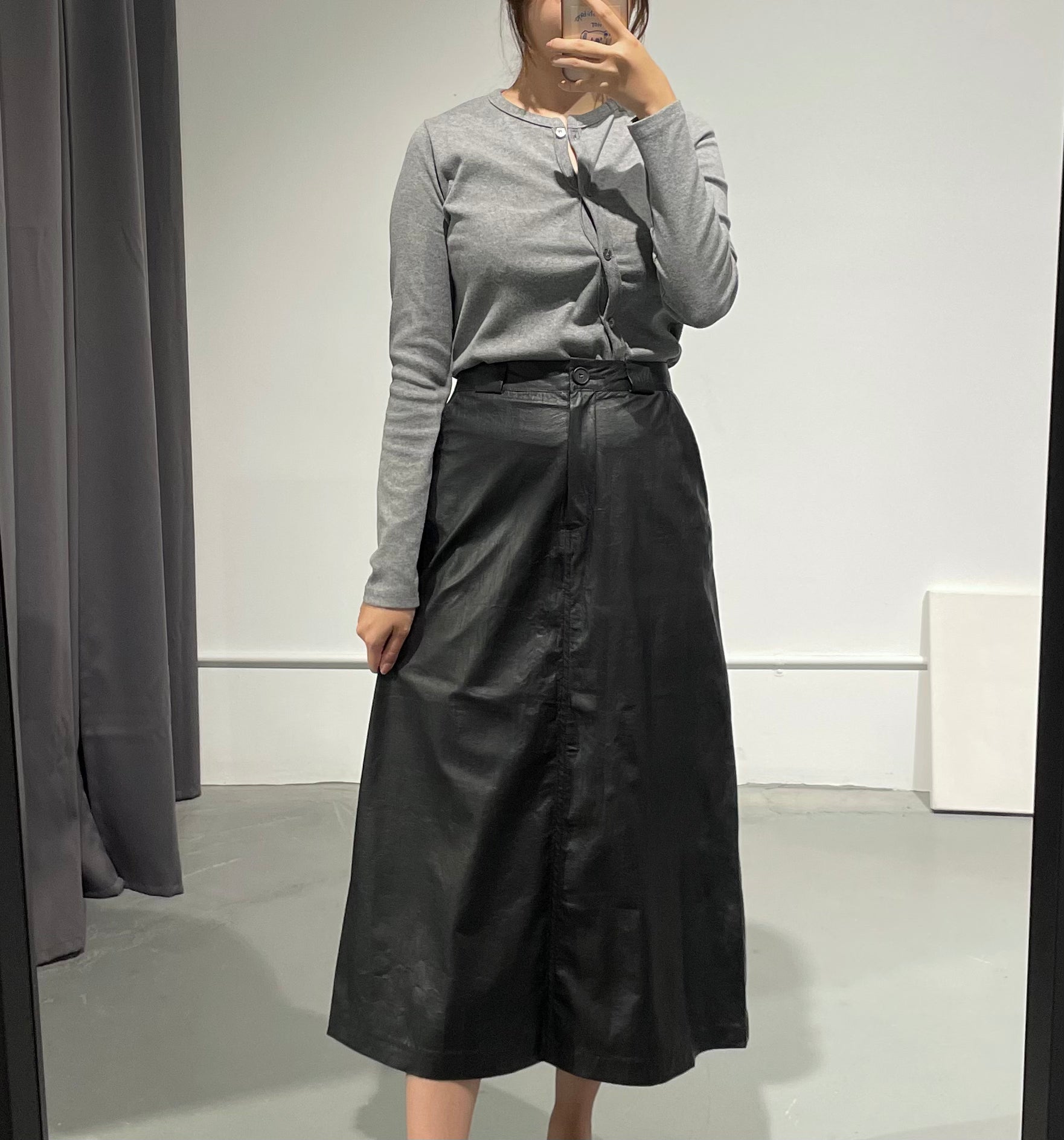 WNavy Crack Skirt