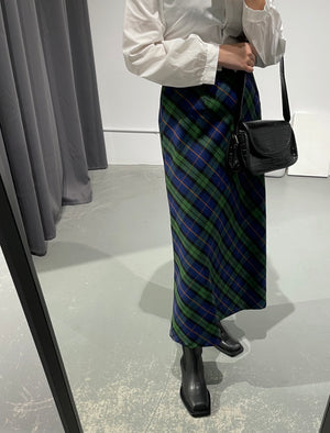 Ventilo Tartan Long Skirt