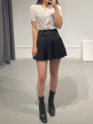 Button Pleats Mini Skirt