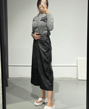 WNavy Crack Skirt