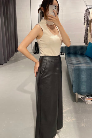 JR U Chocker Sleeveless