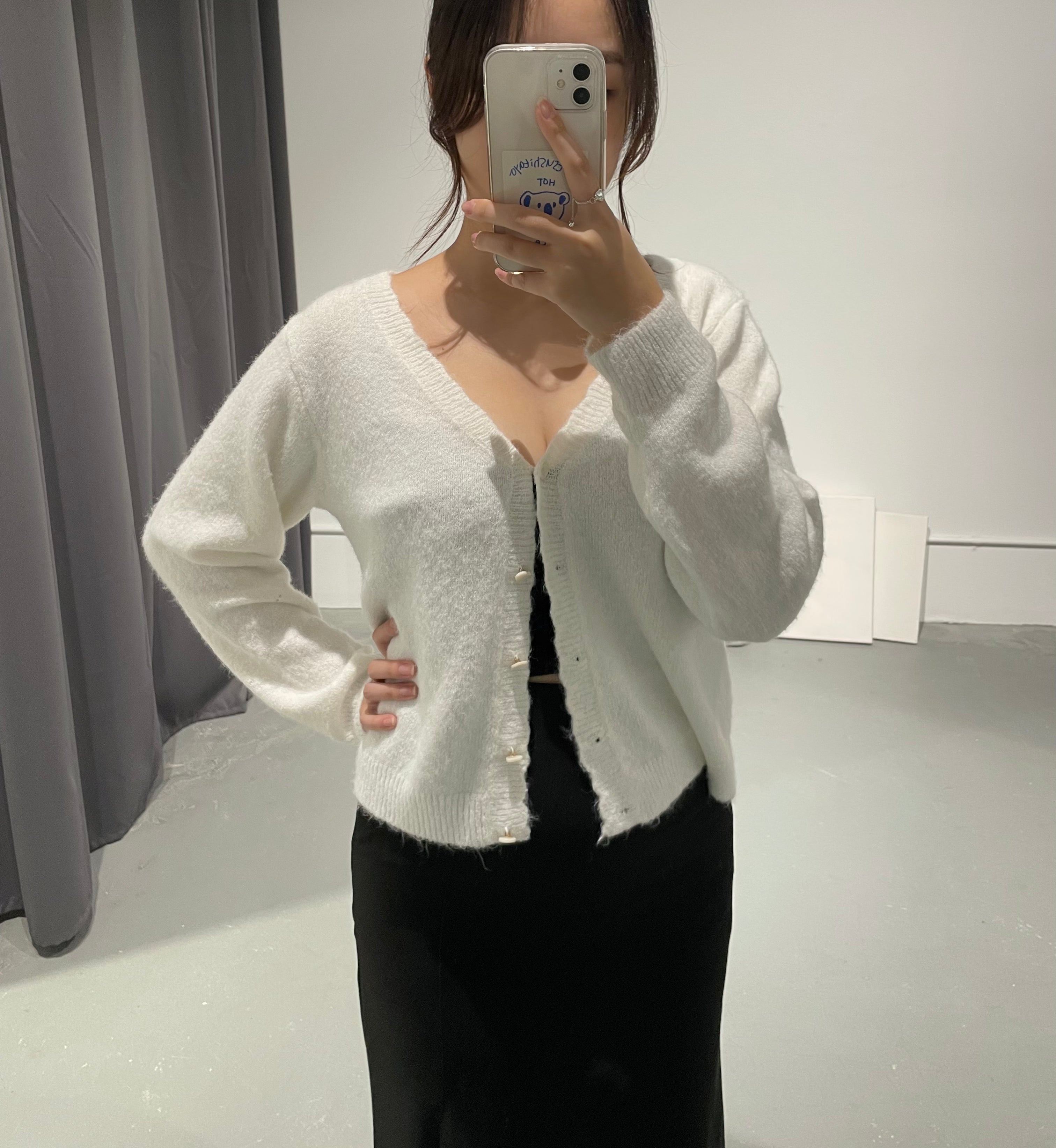 Soft Wool V Cardigan